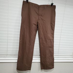 Haggar Brown Mitchell Khaki Plain Front Pants Size 42X32 NWT Reg $50.00
